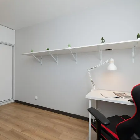Spacious Apartment For 6 Guests In Krakow With Home Office By Noclegi Renters Exterior photo