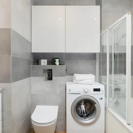 Spacious Apartment For 6 Guests In Krakow With Home Office By Noclegi Renters Exterior photo