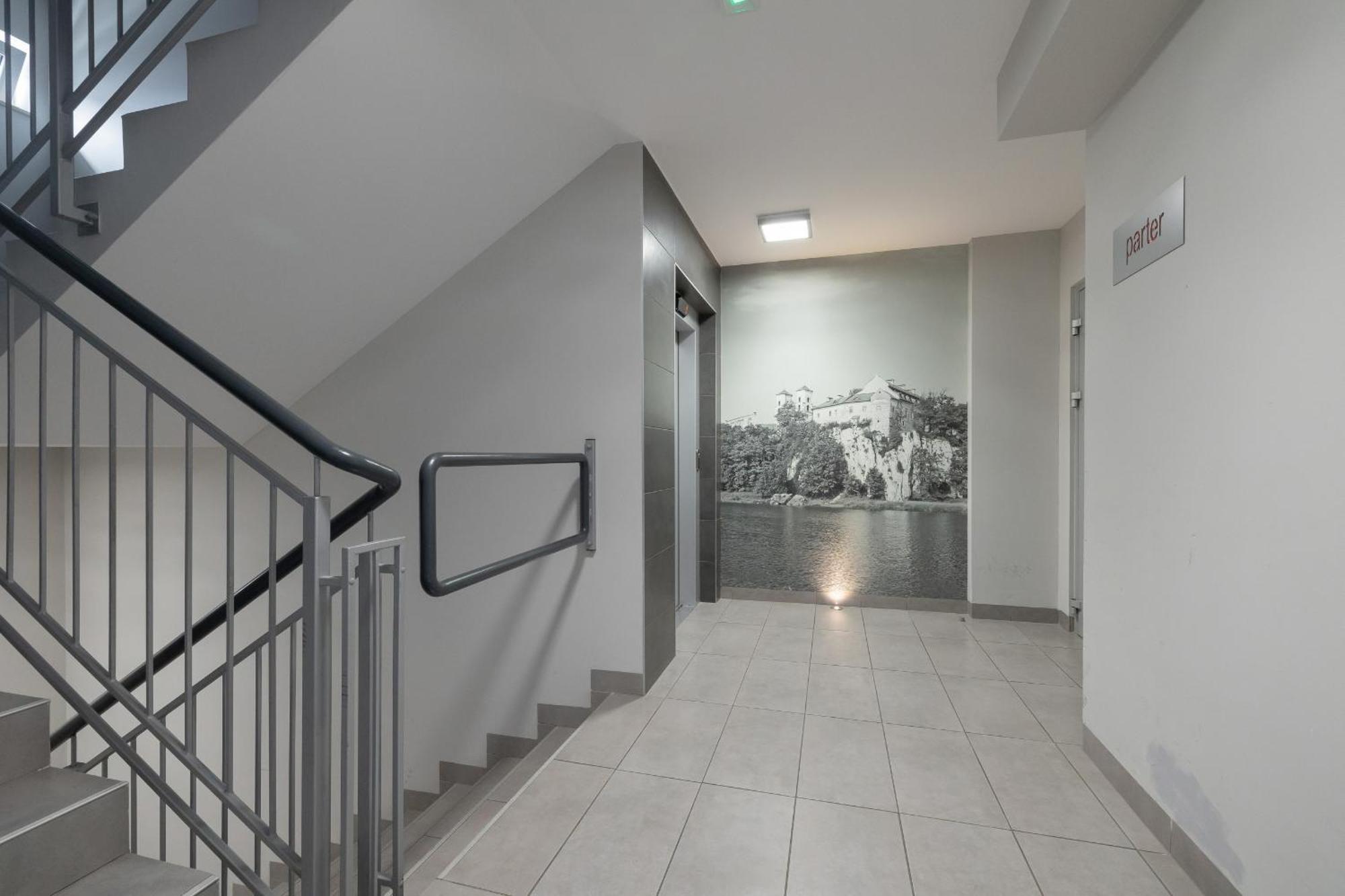 Spacious For 6 Guests In With Office By Renters
